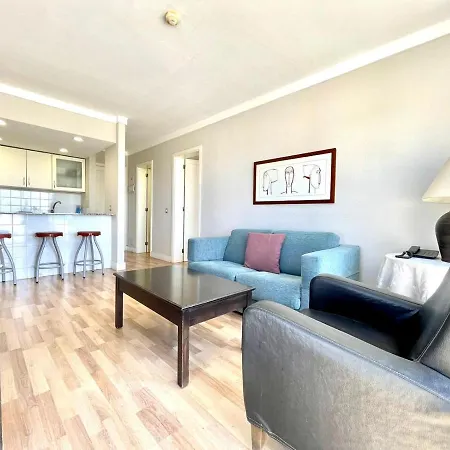 Апартаменти Apartamento En Playa Chica *