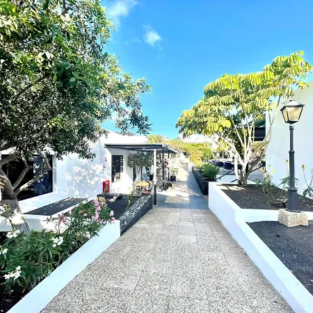 Apartamento En Playa Chica Апартаменти